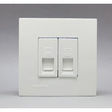 西門(mén)子靈致系列二位電腦電話(huà)插座（雅白）評(píng)測(cè) 功能與顏值的平衡之作